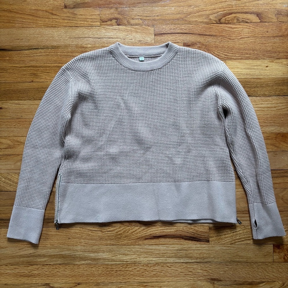 Boutique Women's Beige Sweater Sz Medium Oversized Knit Zipper Thumb Holes